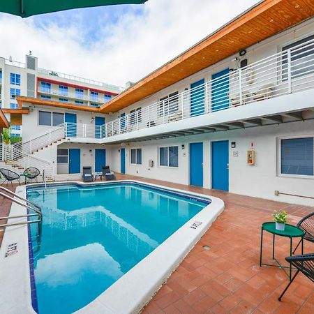 Cozy 1 Bedroom With Pool Steps From The Beach #41 Холивуд Екстериор снимка