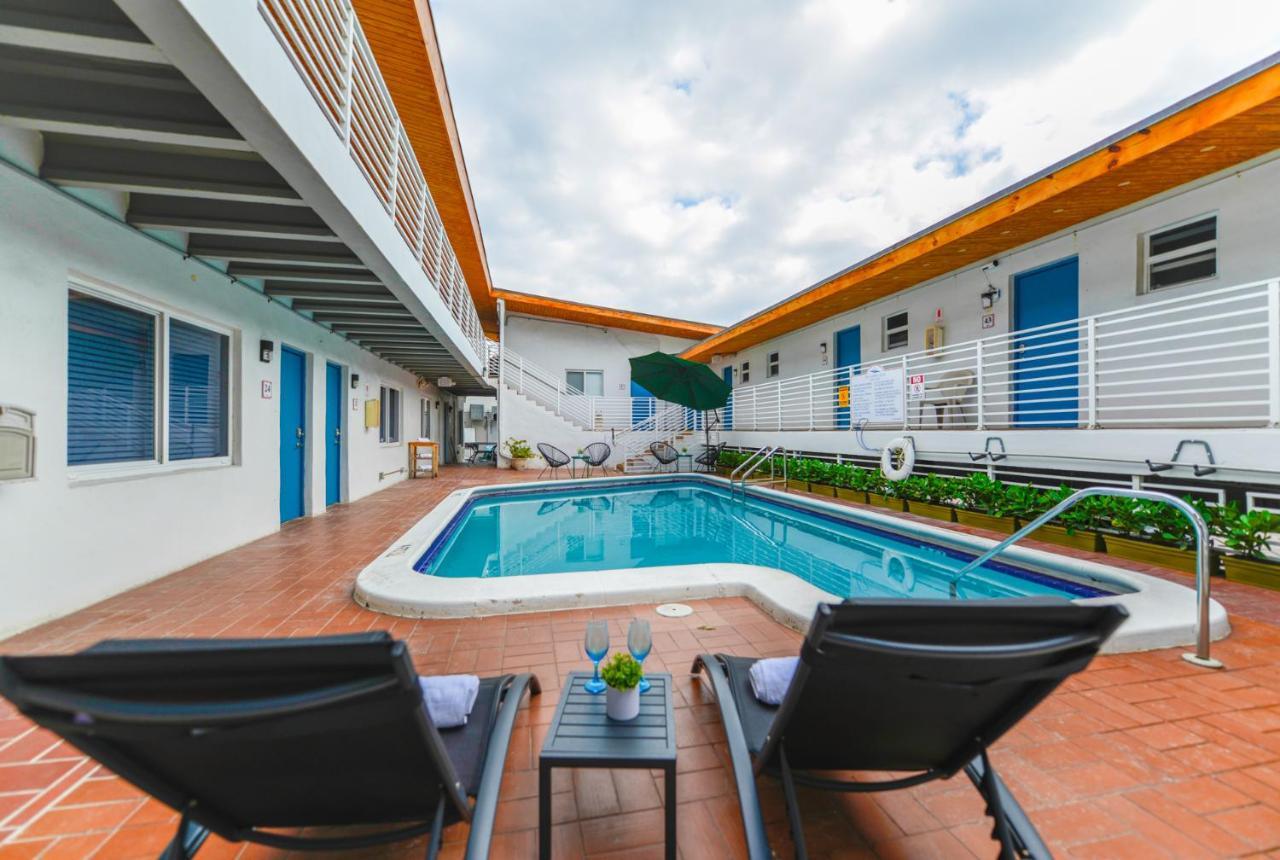 Cozy 1 Bedroom With Pool Steps From The Beach #41 Холивуд Екстериор снимка